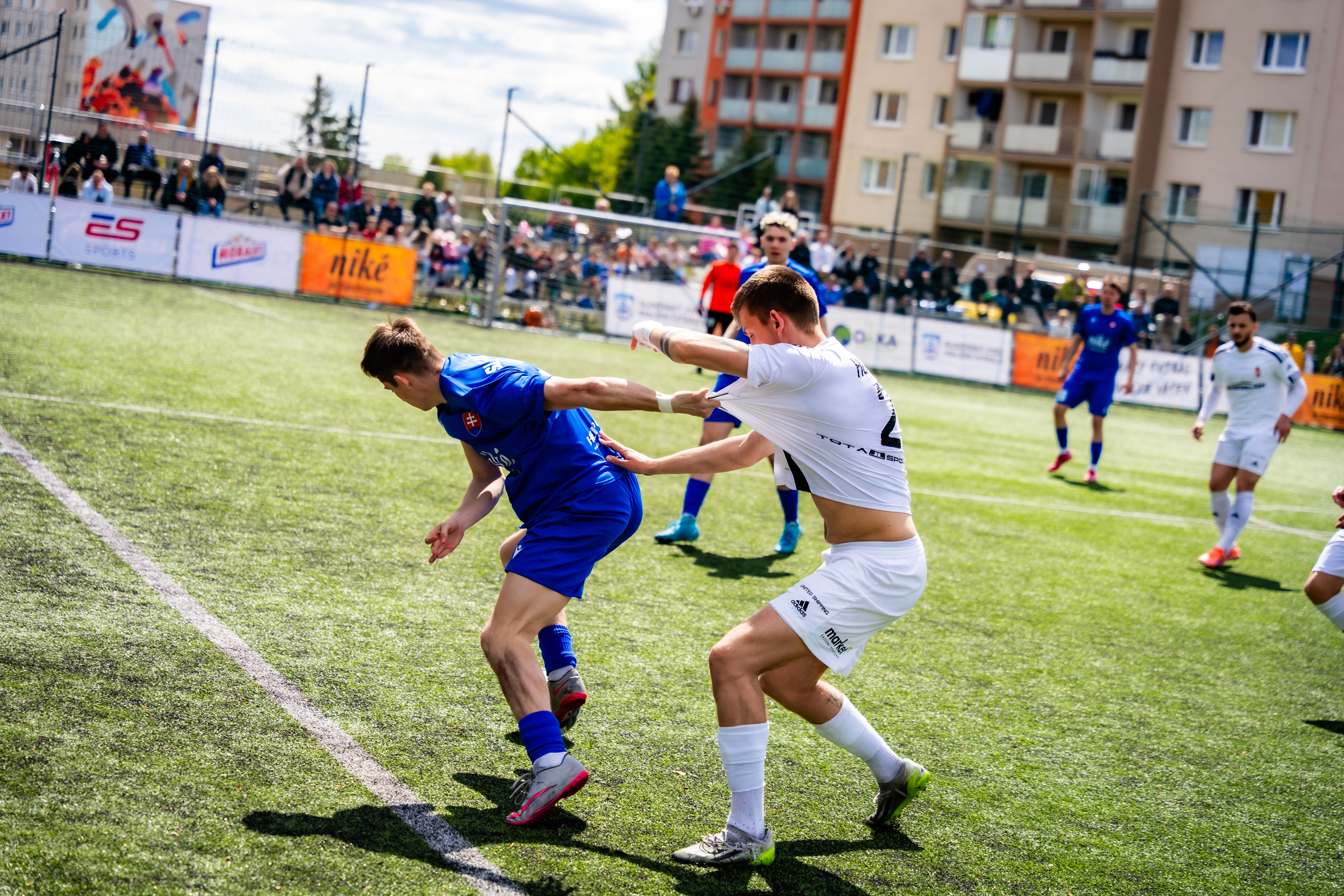Odovzdavanie cien vytazom Majstrostiev Europy v malom futbale-1-2